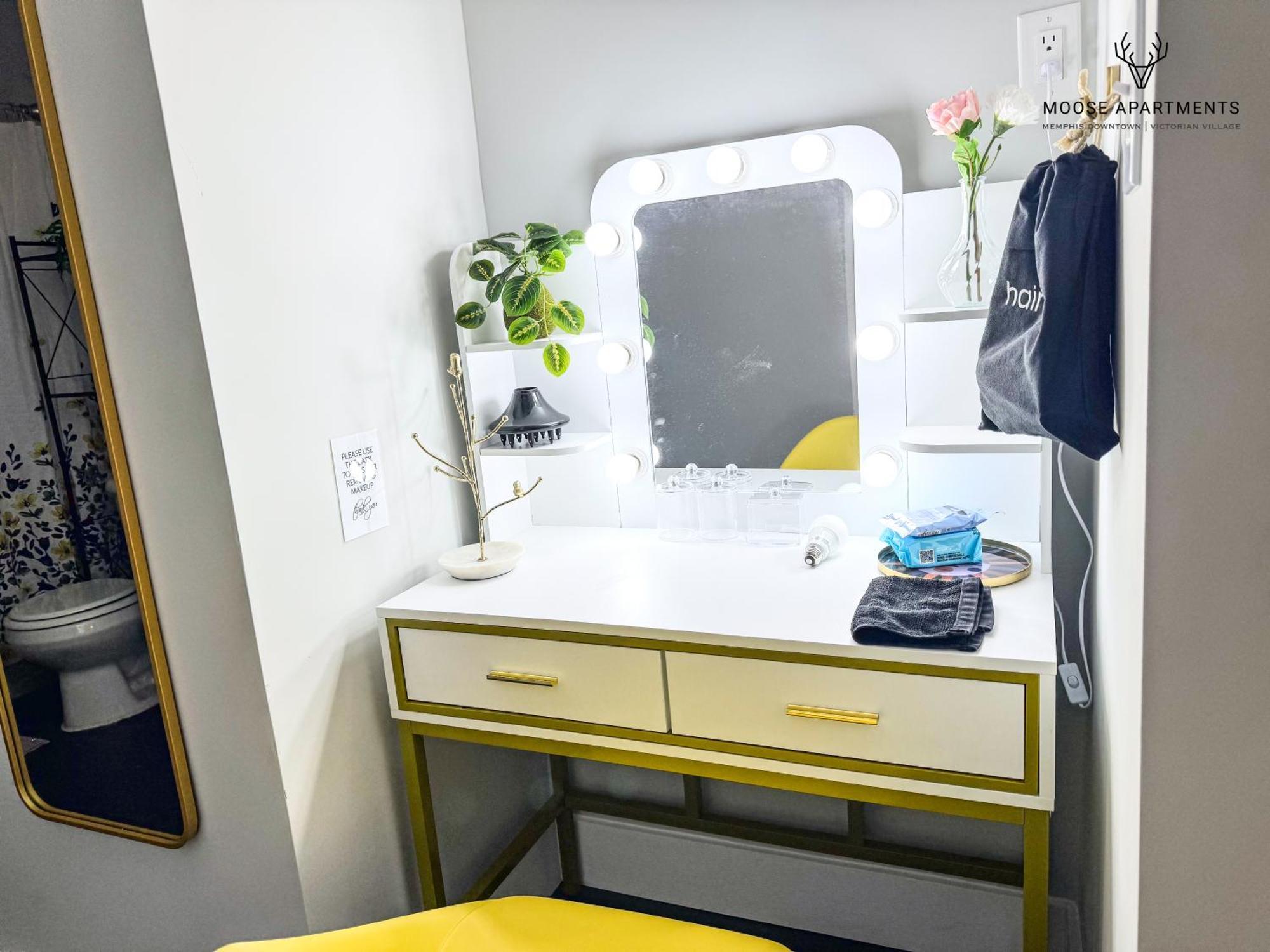 Appartamento The Moose #12 - Brand New Modern Luxe Loft With Free Parking, King Bed & Fast Wifi Memphis Esterno foto